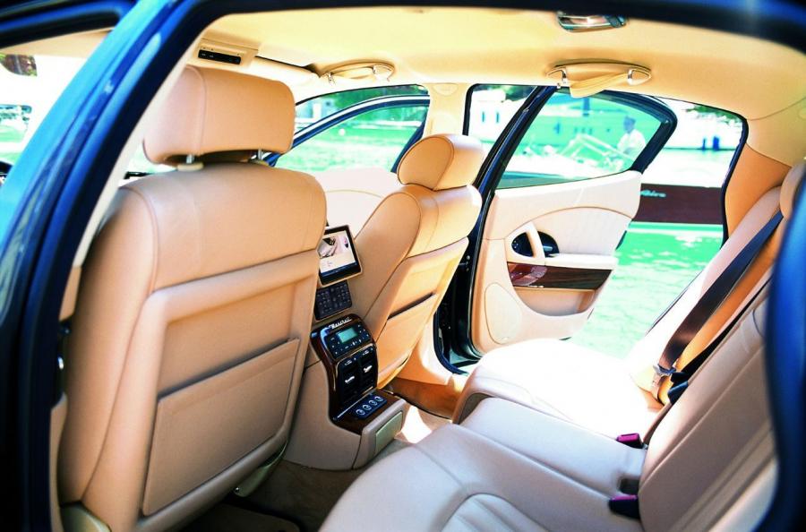  Maserati Quattroporte 2004 года  (фото 41 из 67)